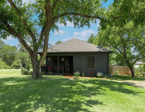 506 N Hill Street Caldwell TX 77836