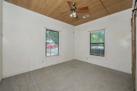 506 N Hill Street Caldwell TX 77836