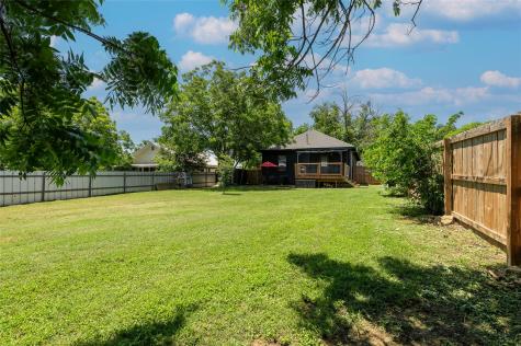 506 N Hill Street Caldwell TX 77836
