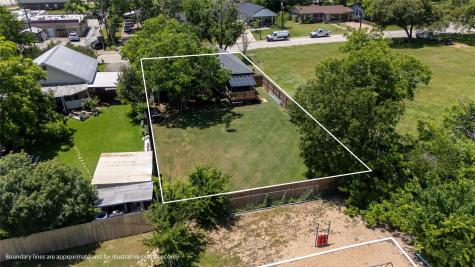 506 N Hill Street Caldwell TX 77836
