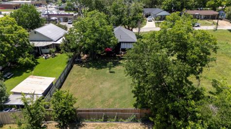 506 N Hill Street Caldwell TX 77836