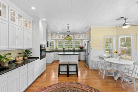 1610 County Road 463 Elgin TX 78621