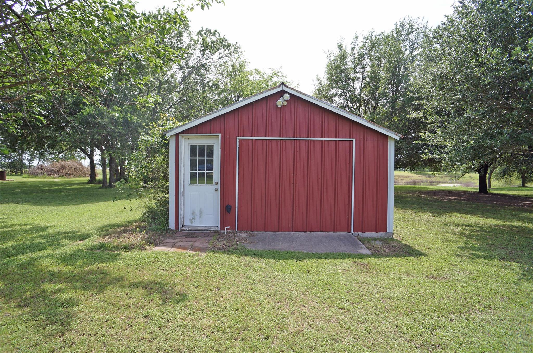 1610 County Road 463 Elgin TX 78621