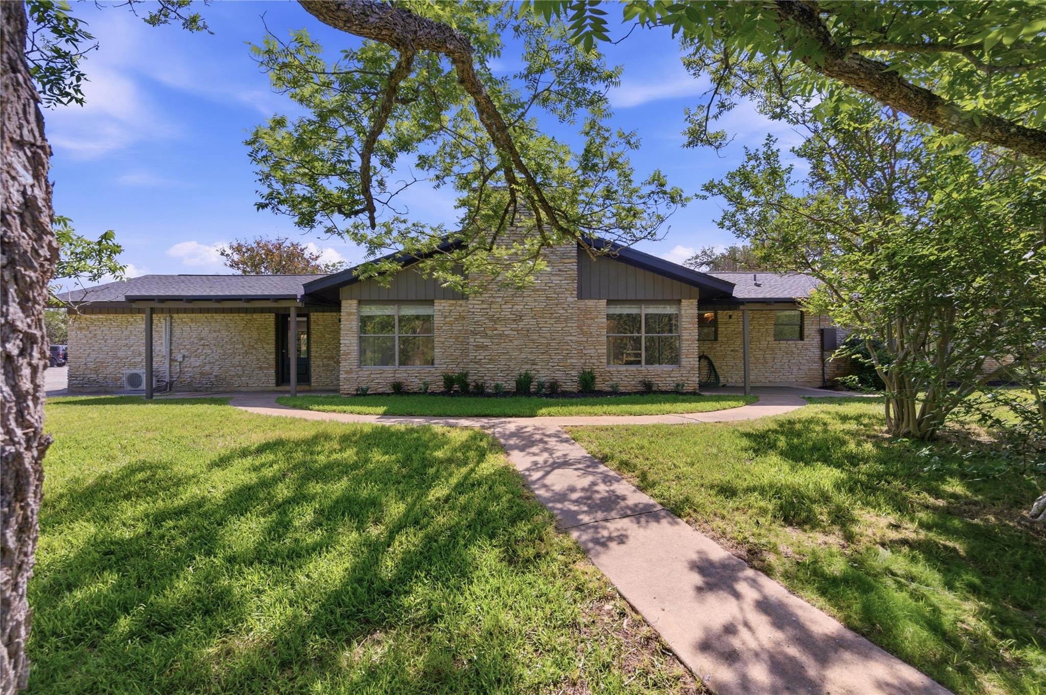 8203 N Madrone Trail N Austin TX 78737
