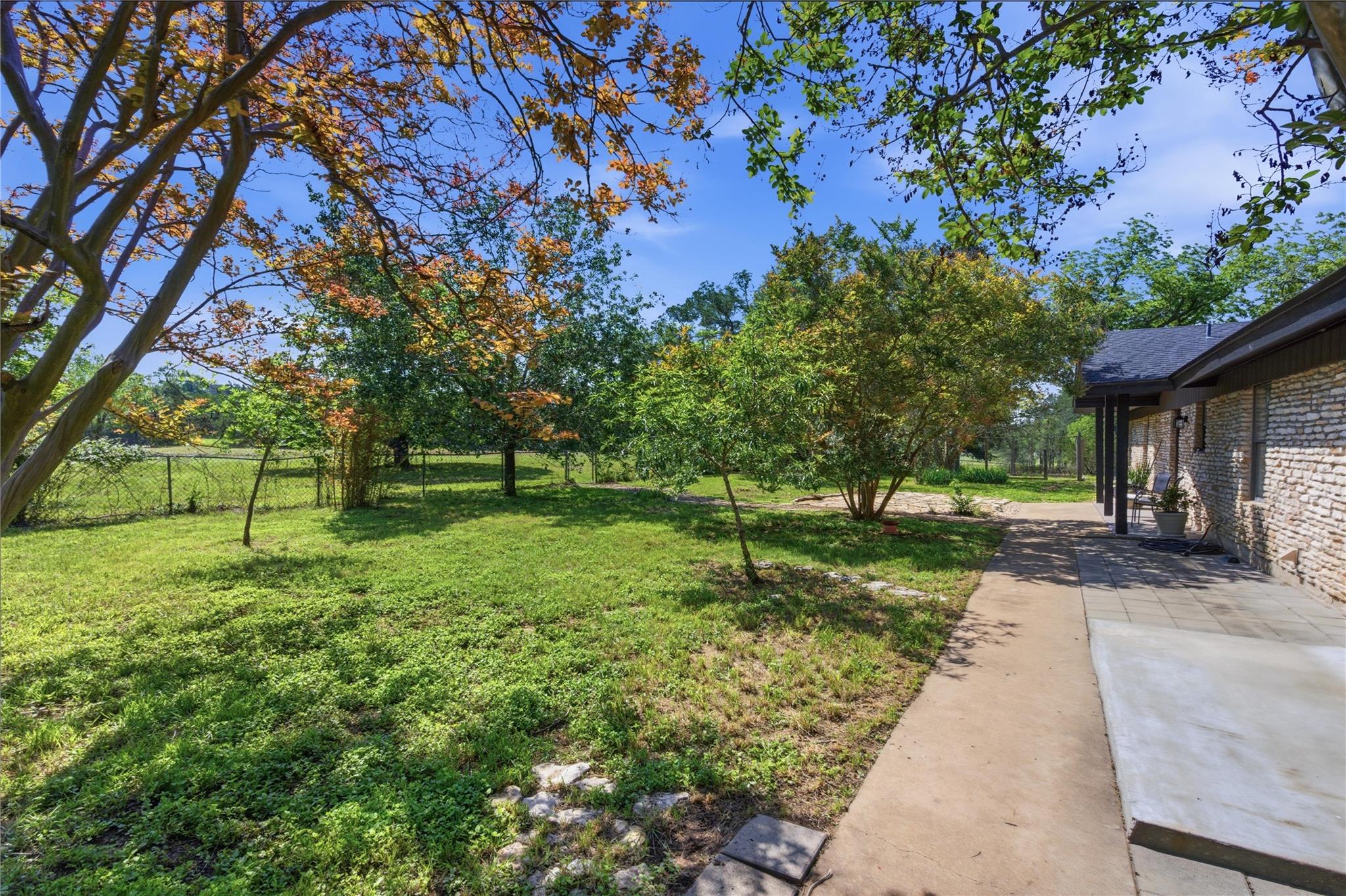 8203 N Madrone Trail N Austin TX 78737