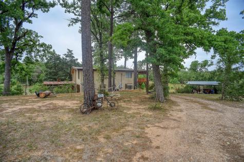 125 Turkey Trot Road Smithville TX 78957