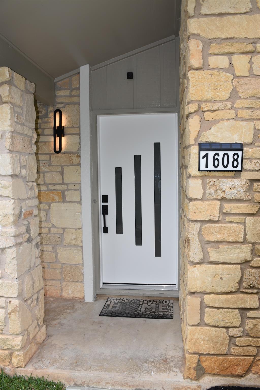 1608 Springer Lane Austin TX 78758