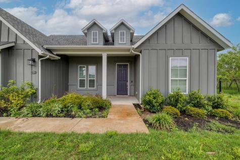 359 Raptor Beak Way Cedar Creek TX 78612