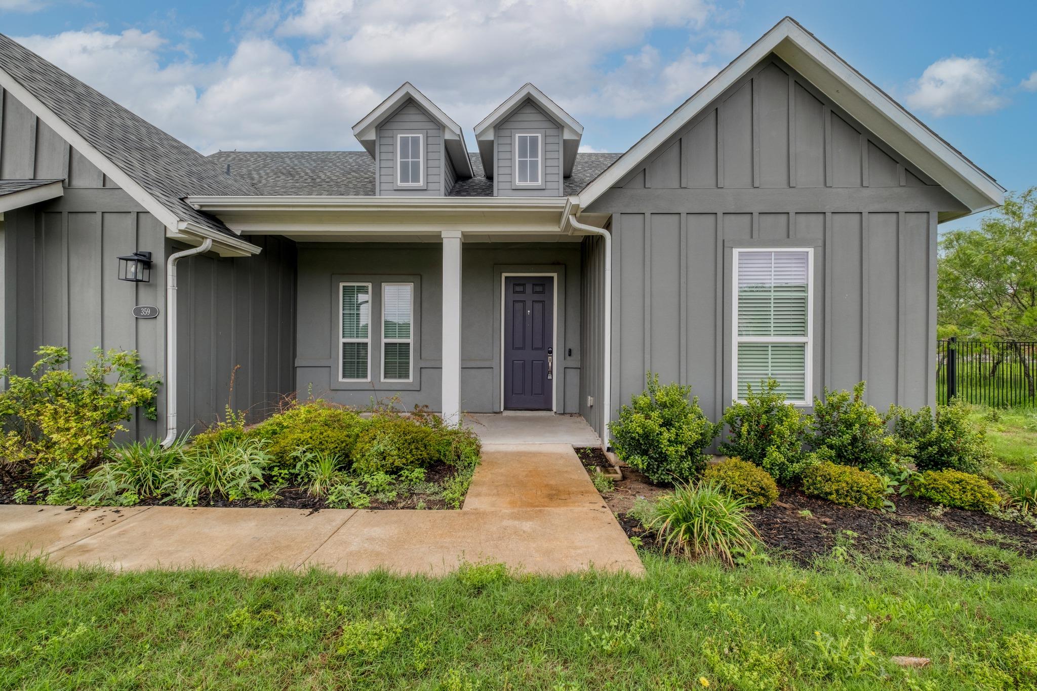 359 Raptor Beak Way Cedar Creek TX 78612