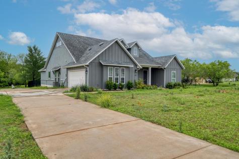 359 Raptor Beak Way Cedar Creek TX 78612