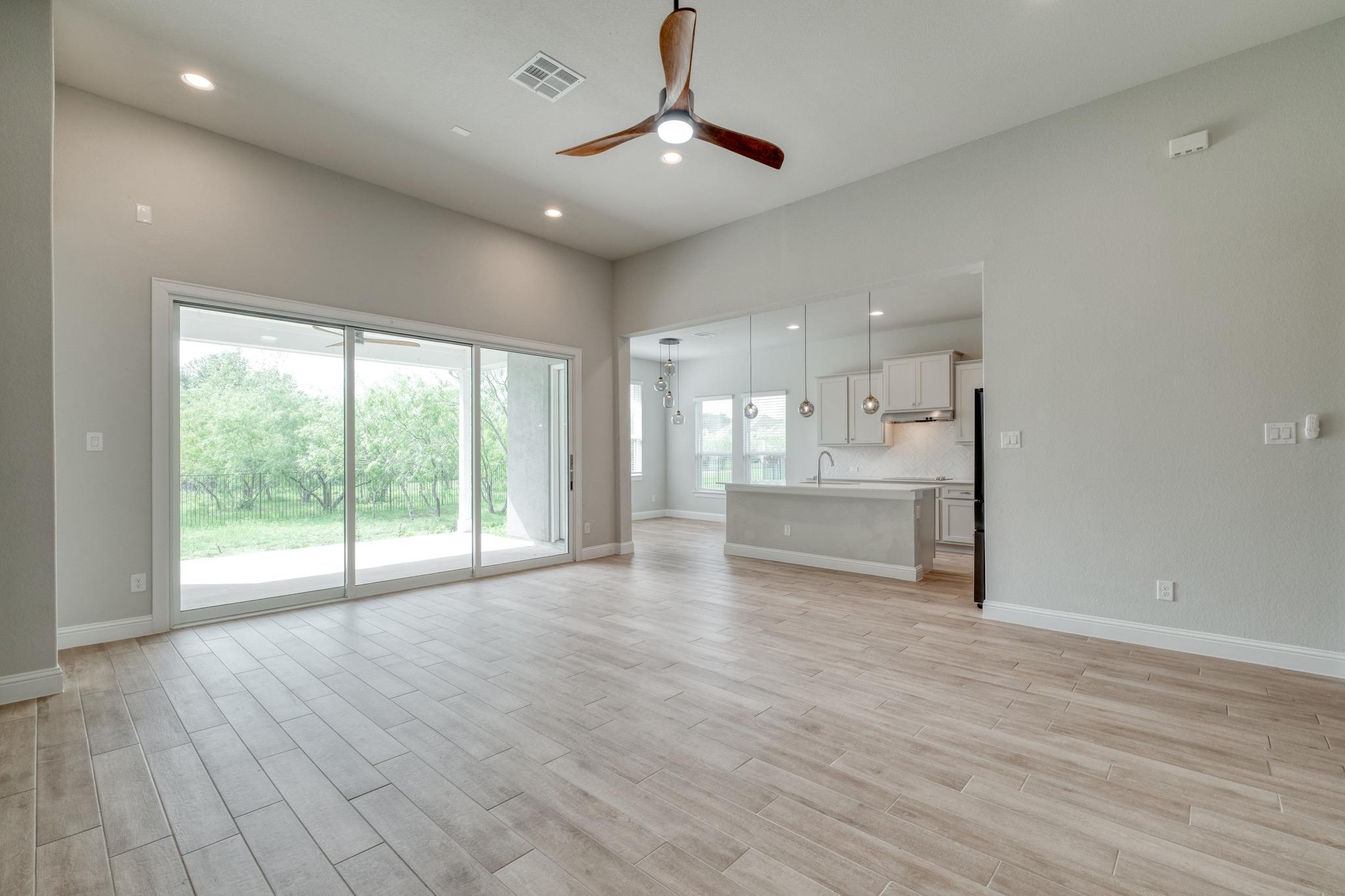359 Raptor Beak Way Cedar Creek TX 78612