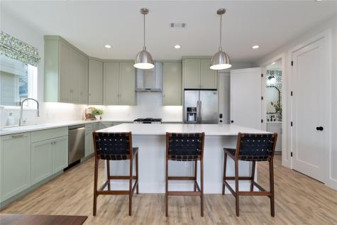 2004 Chestnut Avenue Austin TX 78722