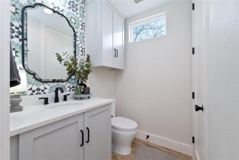 2004 Chestnut Avenue Austin TX 78722