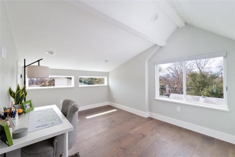 2004 Chestnut Avenue Austin TX 78722