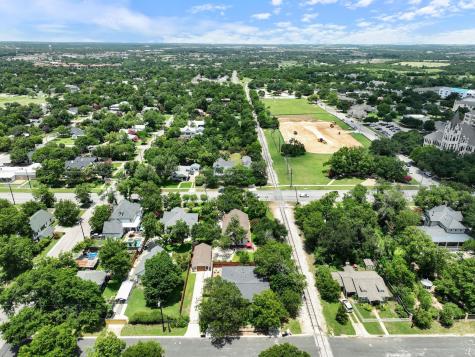 810 E University Avenue Georgetown TX 78626