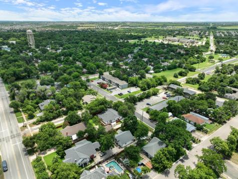 810 E University Avenue Georgetown TX 78626