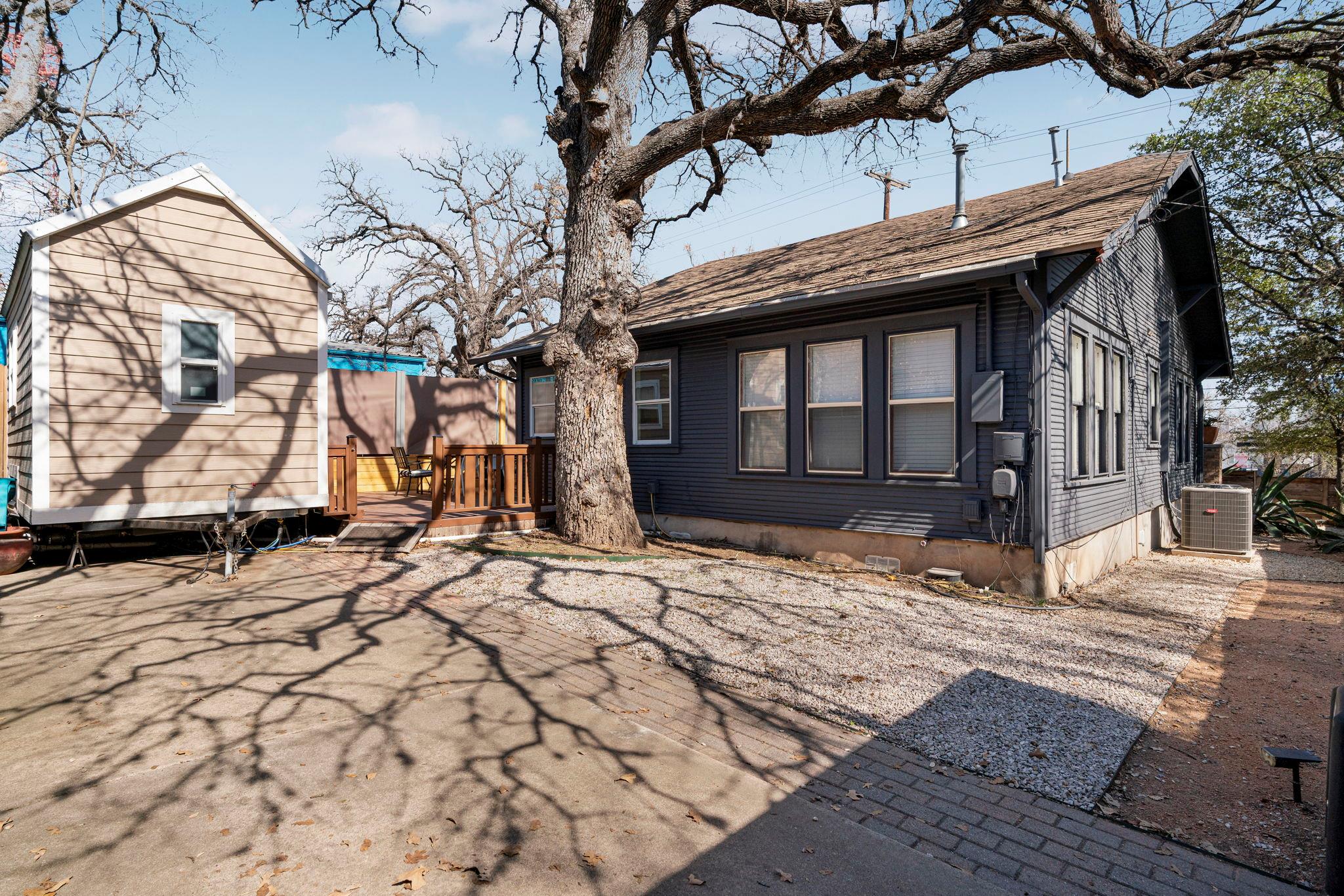 900 W Lynn Street Austin TX 78703
