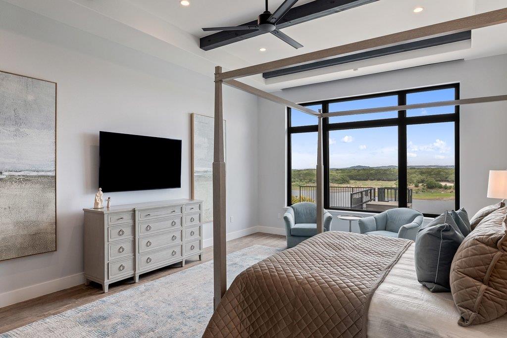 2923 Cliff Point Spicewood TX 78669