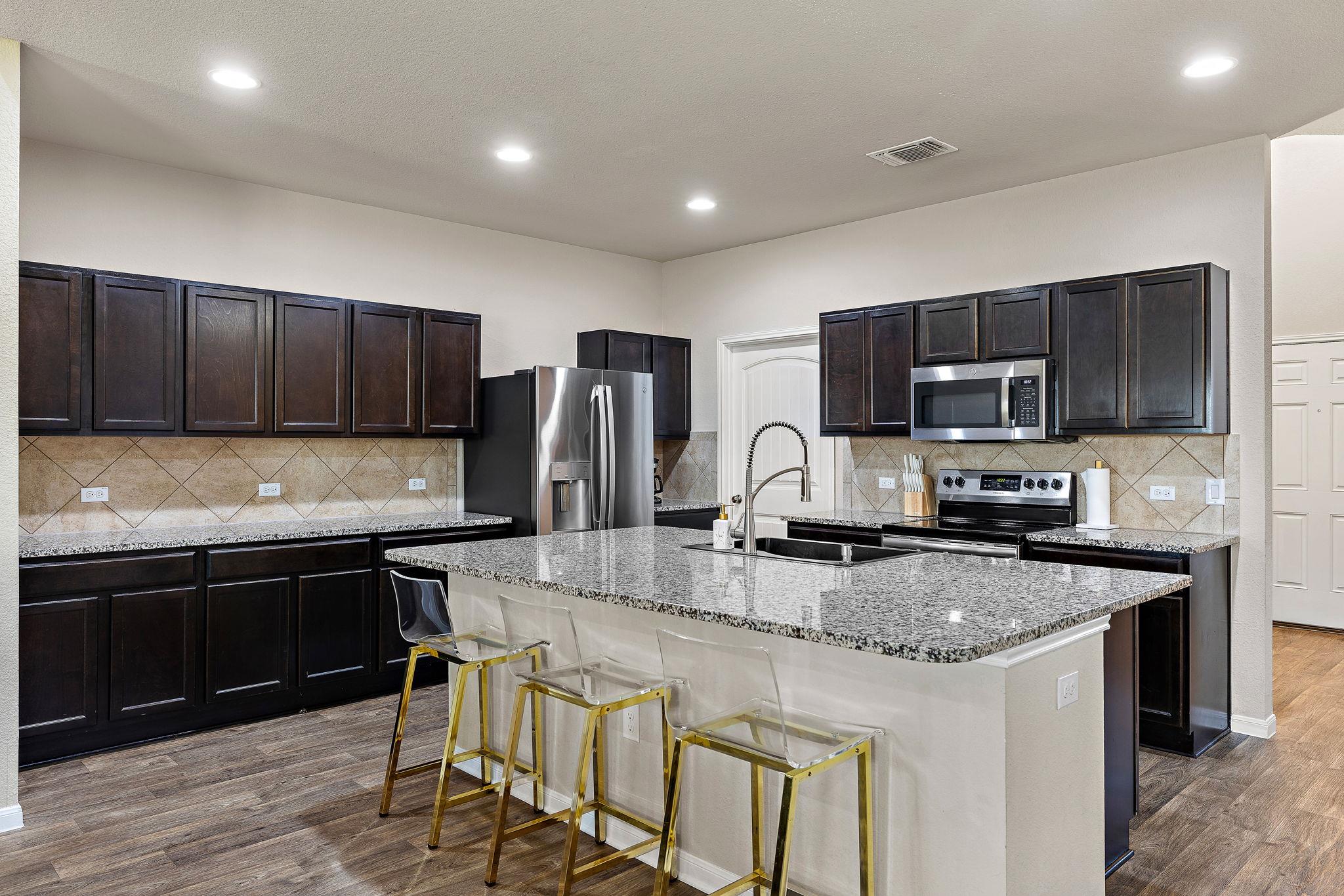 201 Garcitas Creek Lane Hutto TX 78634