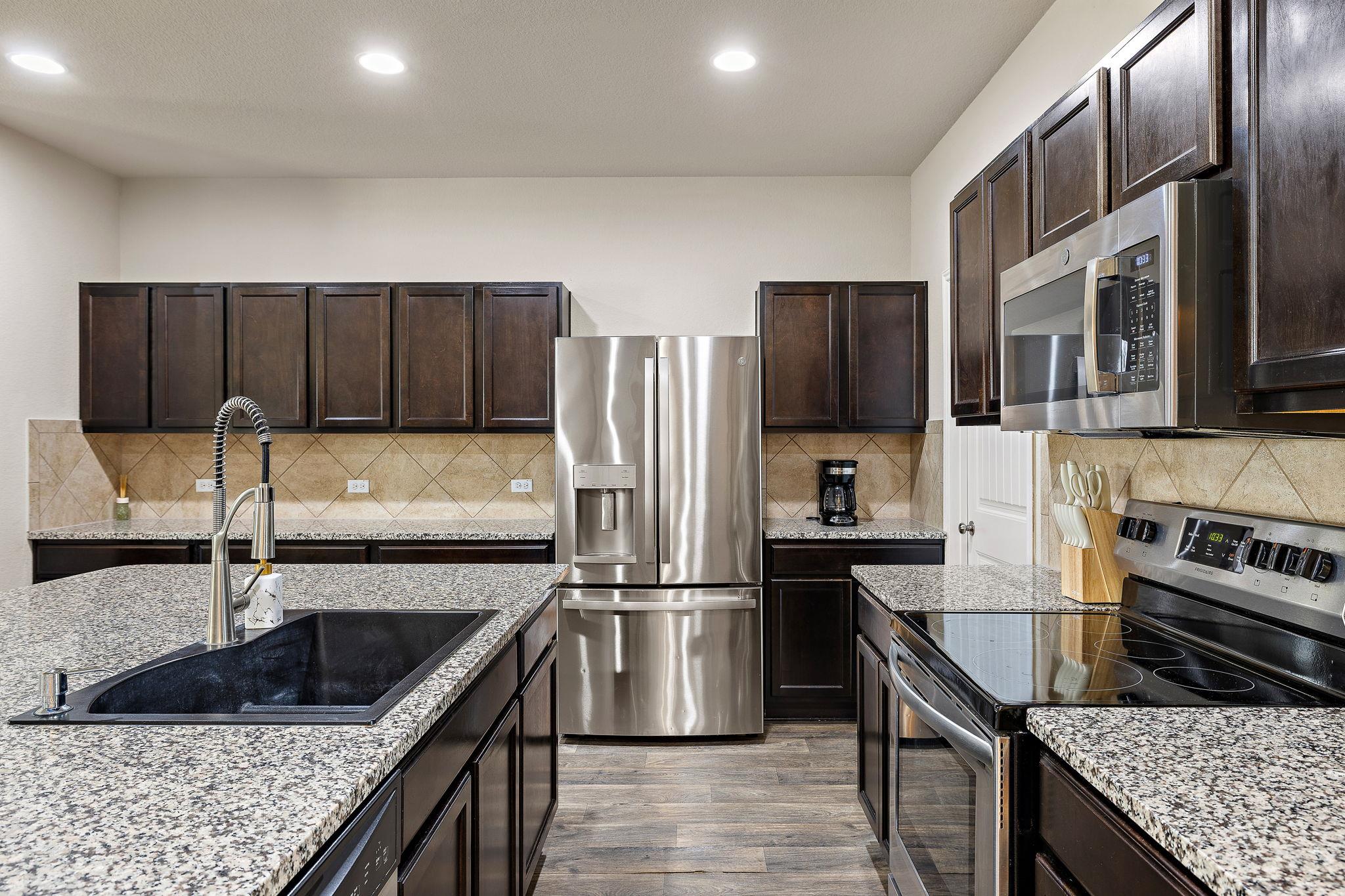 201 Garcitas Creek Lane Hutto TX 78634