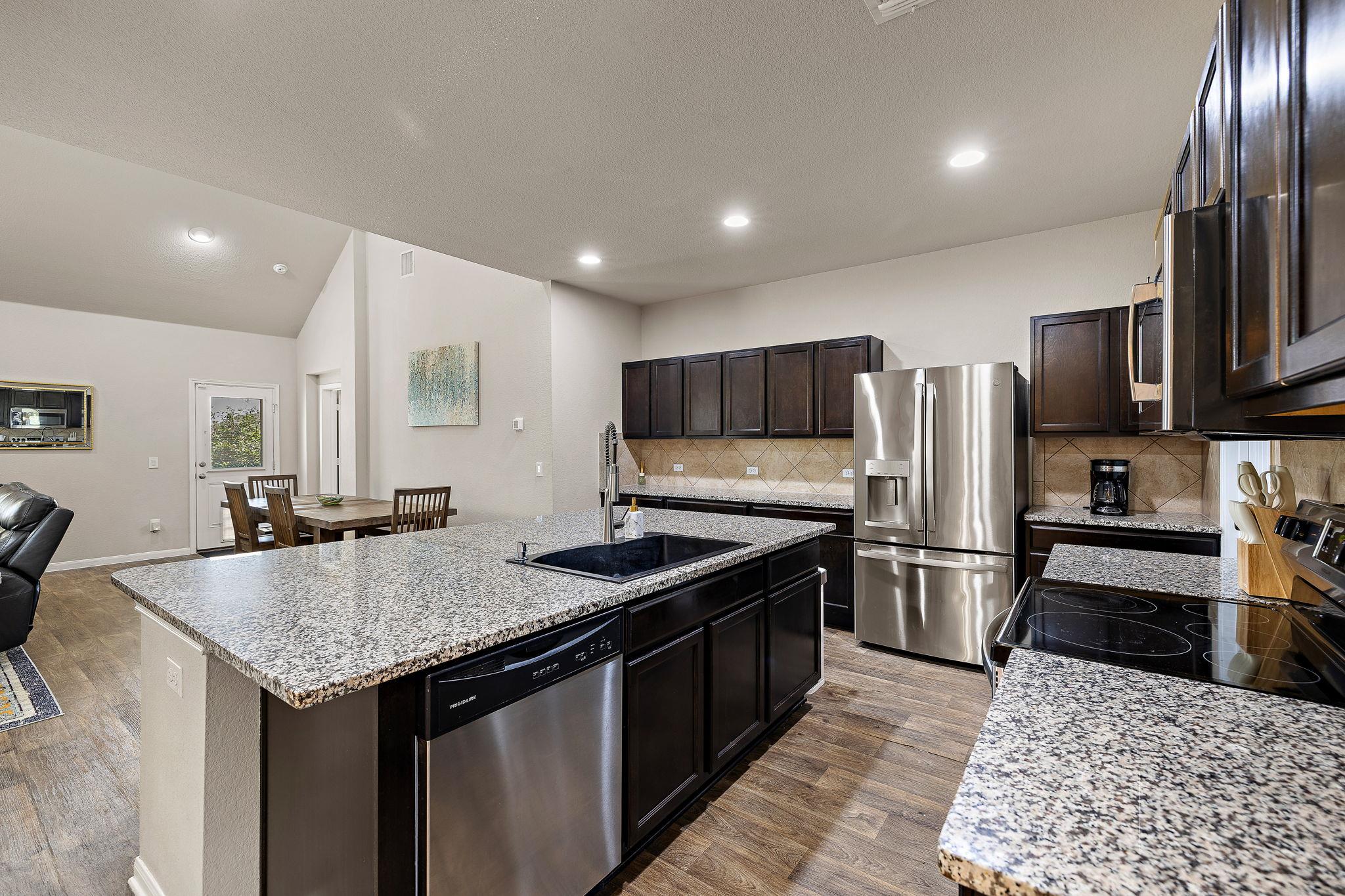 201 Garcitas Creek Lane Hutto TX 78634