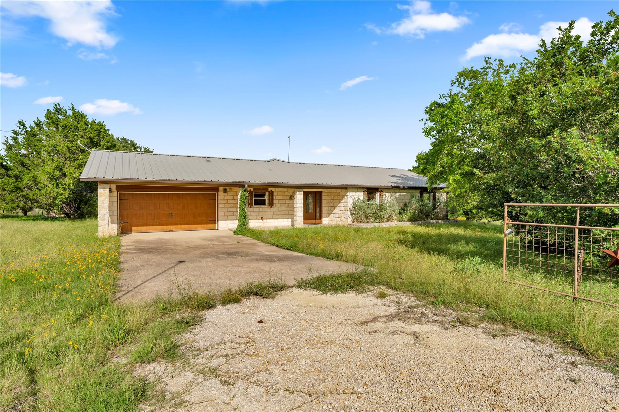 401 County Road 334 Burnet TX 78611