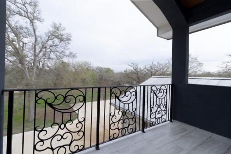 319 Lonesome Dove Drive Cedar Creek TX 78612