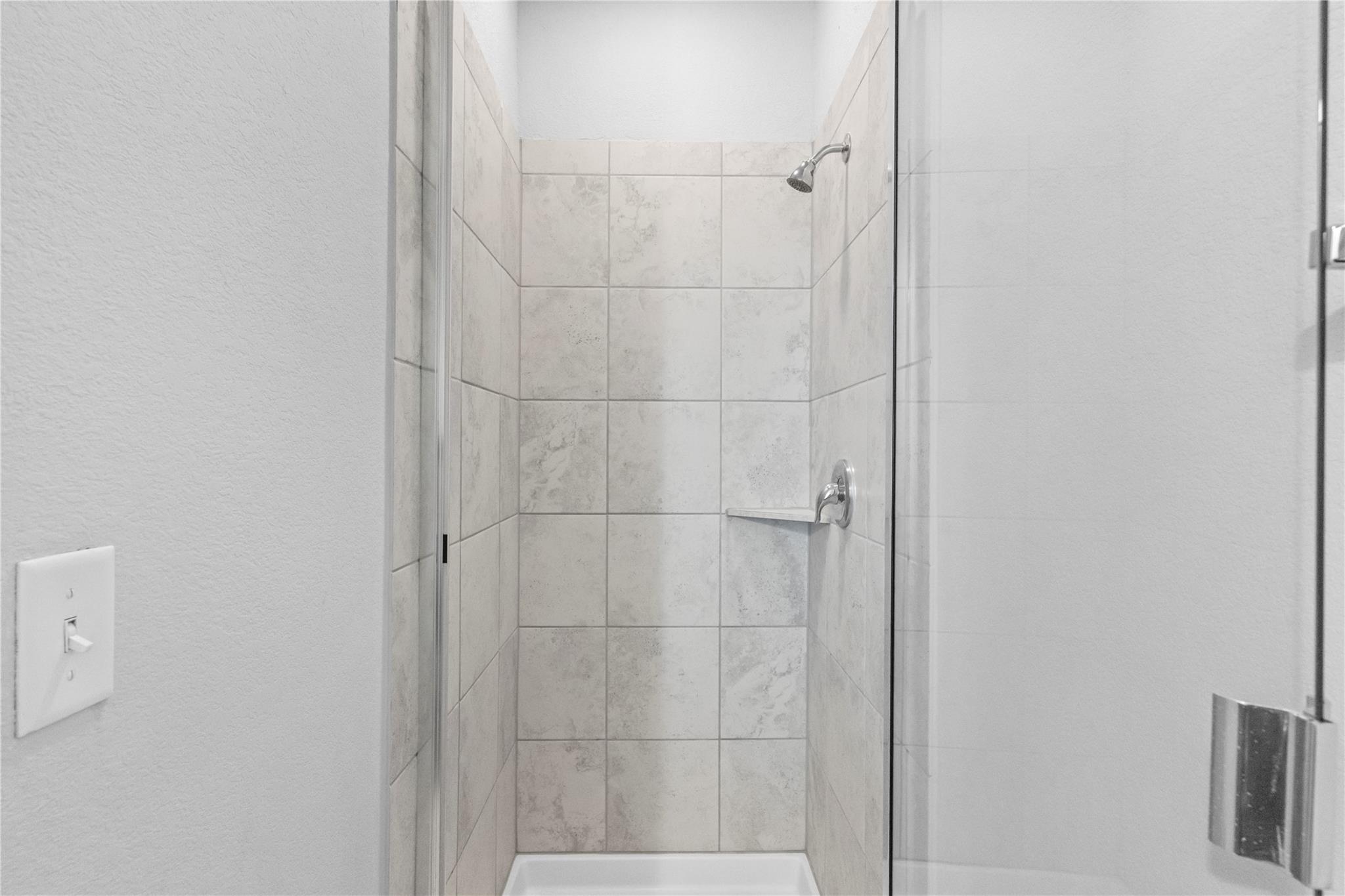 245 E Broade Street Leander TX 78641