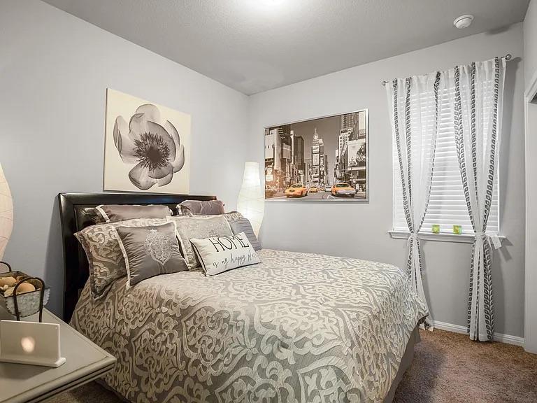 245 E Broade Street Leander TX 78641