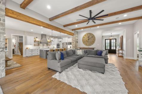 231 Hacienda Place Dripping Springs TX 78620