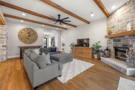 231 Hacienda Place Dripping Springs TX 78620