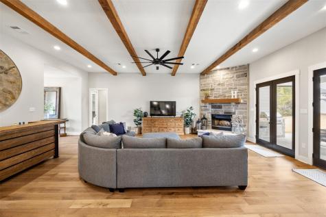 231 Hacienda Place Dripping Springs TX 78620