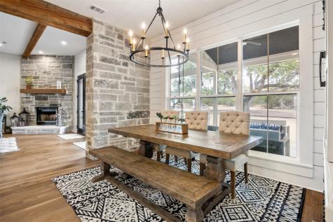 231 Hacienda Place Dripping Springs TX 78620