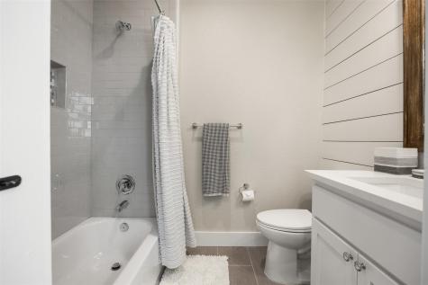 231 Hacienda Place Dripping Springs TX 78620
