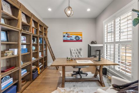 231 Hacienda Place Dripping Springs TX 78620