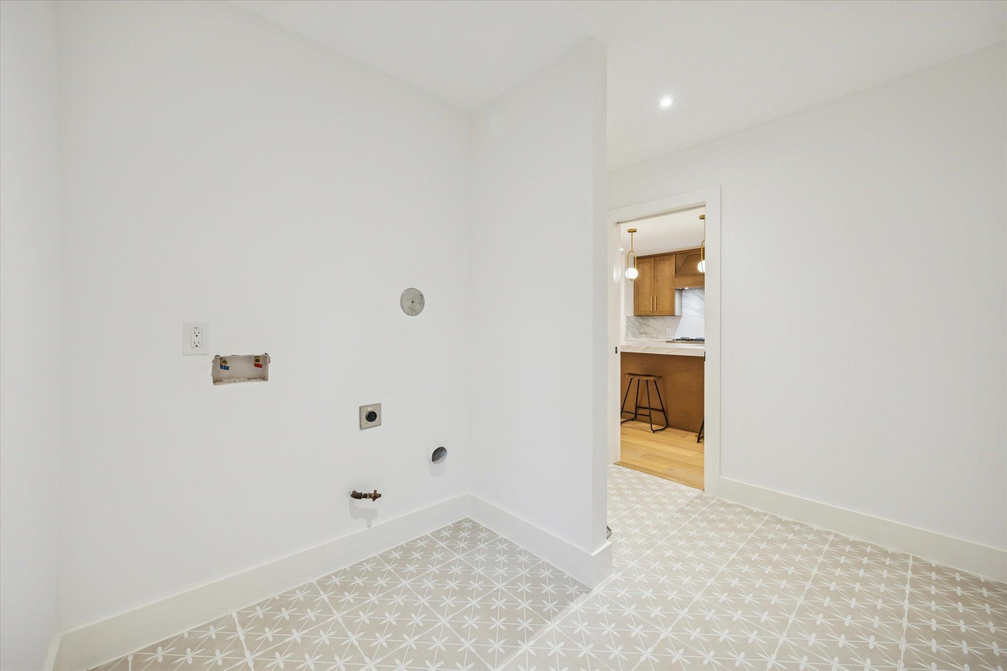 1611 Ridgehaven Drive Austin TX 78723
