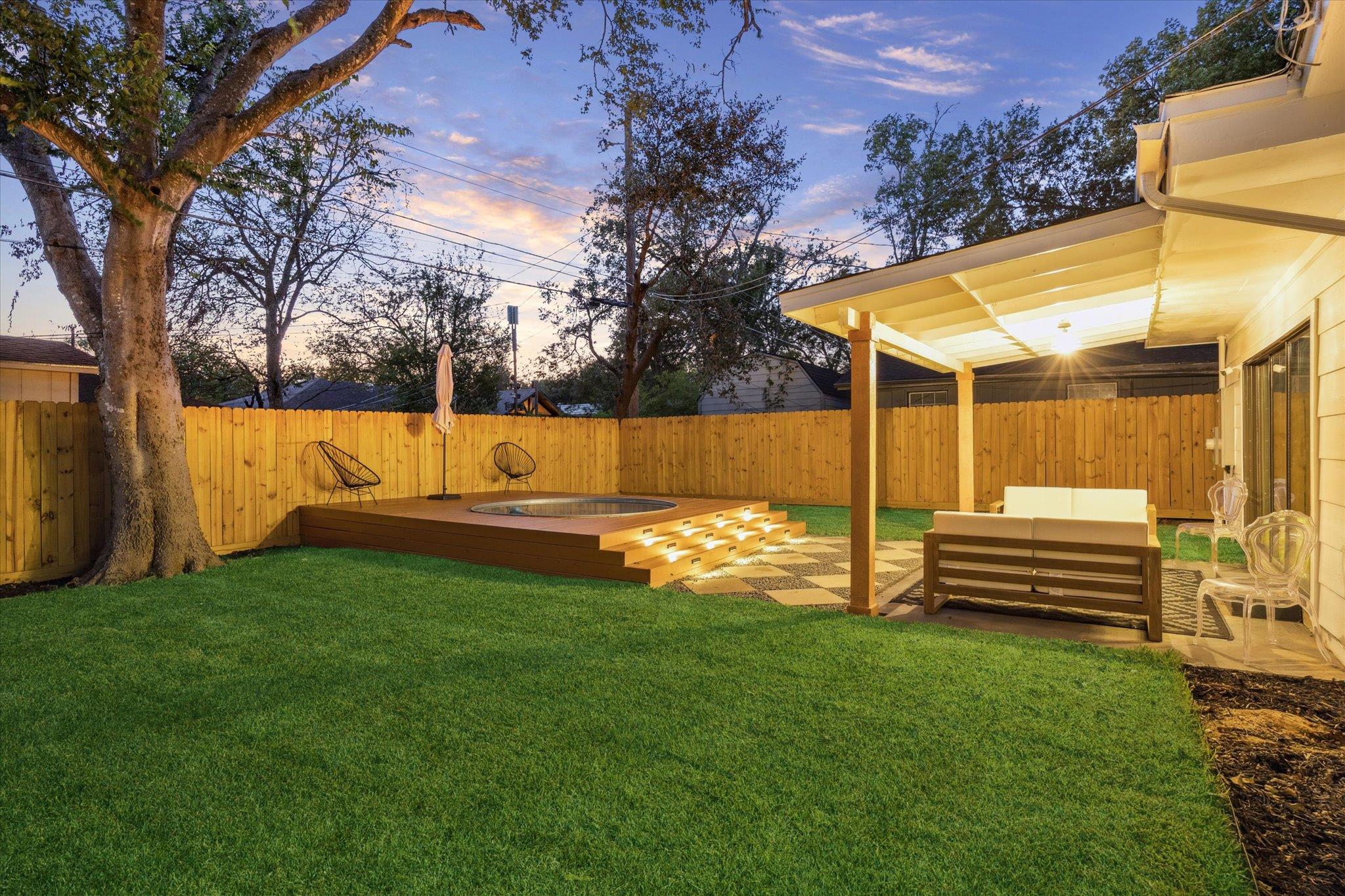 1611 Ridgehaven Drive Austin TX 78723