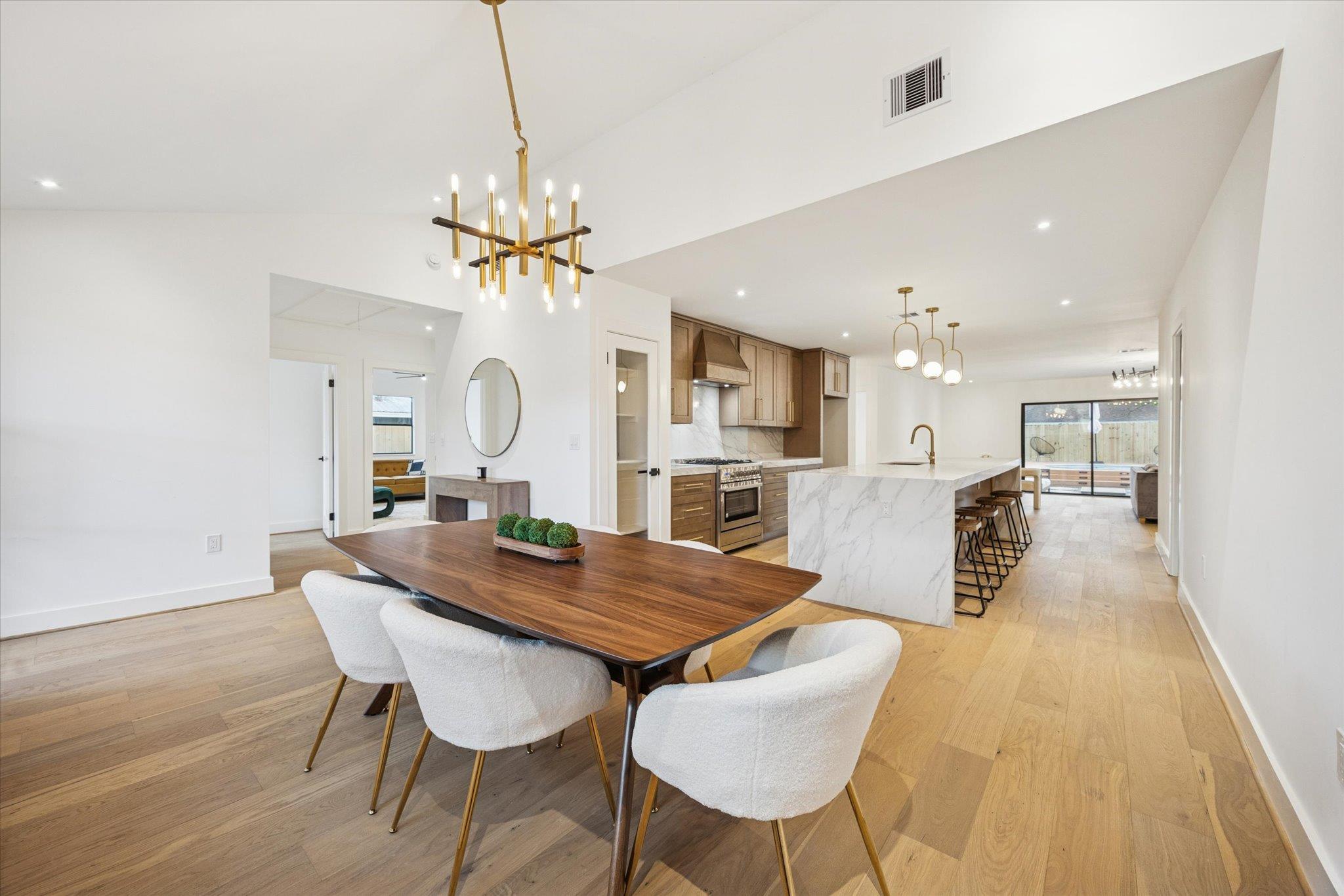 1611 Ridgehaven Drive Austin TX 78723