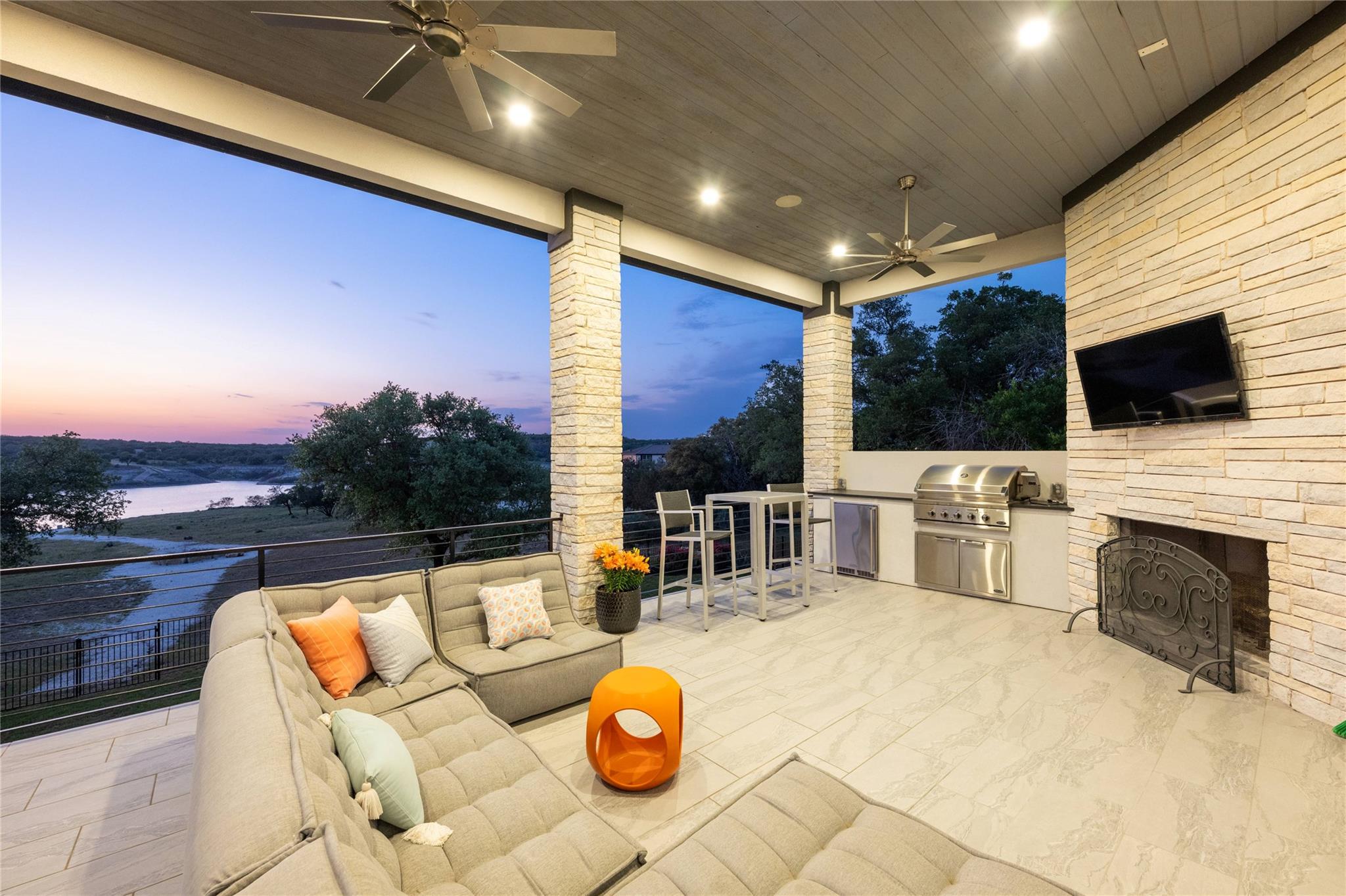 2912 Patriot Drive Lago Vista TX 78645