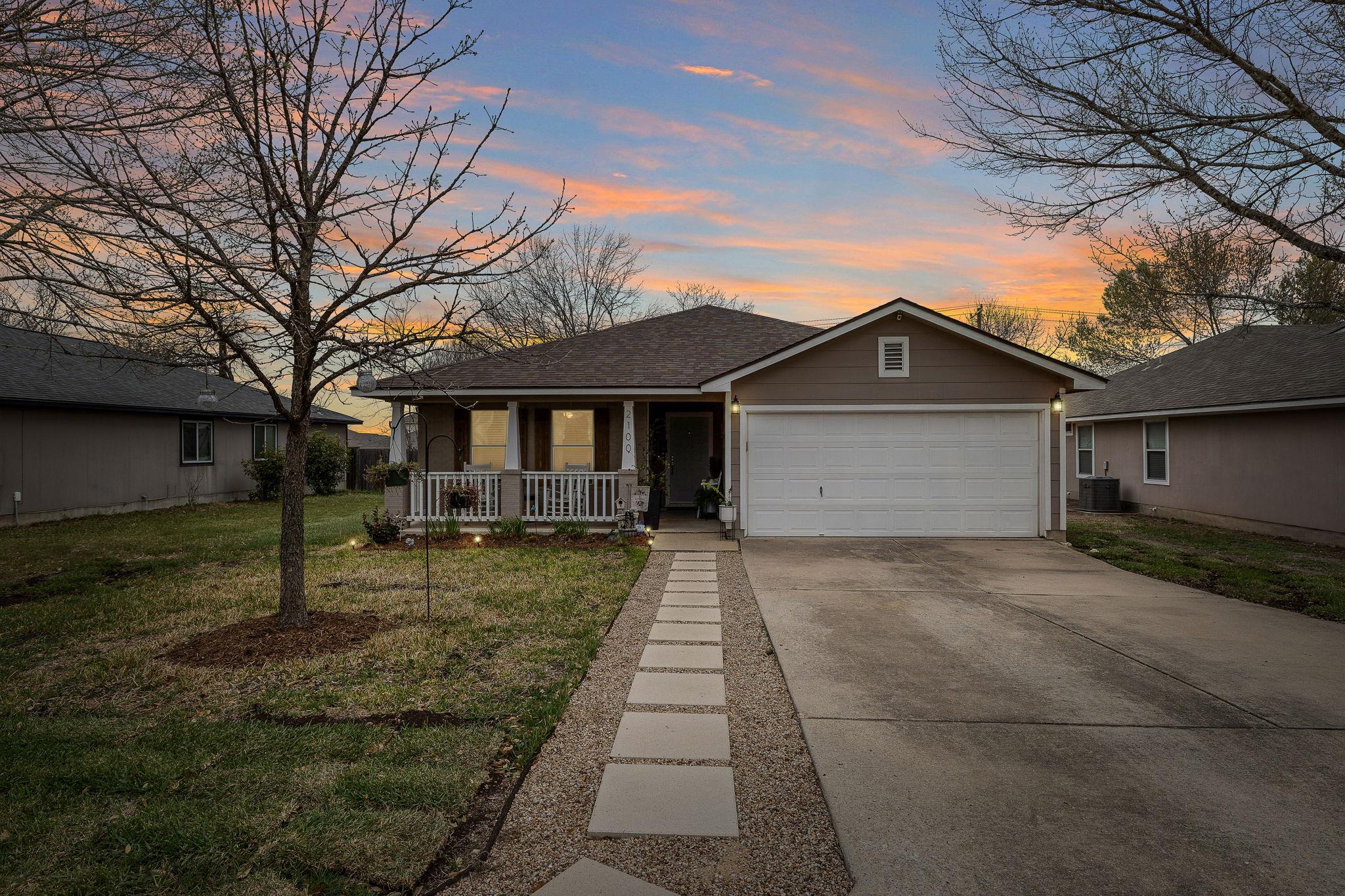 2100 Oaklawn Drive Taylor TX 76574