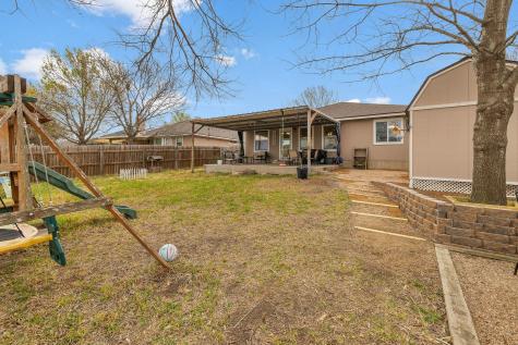 2100 Oaklawn Drive Taylor TX 76574