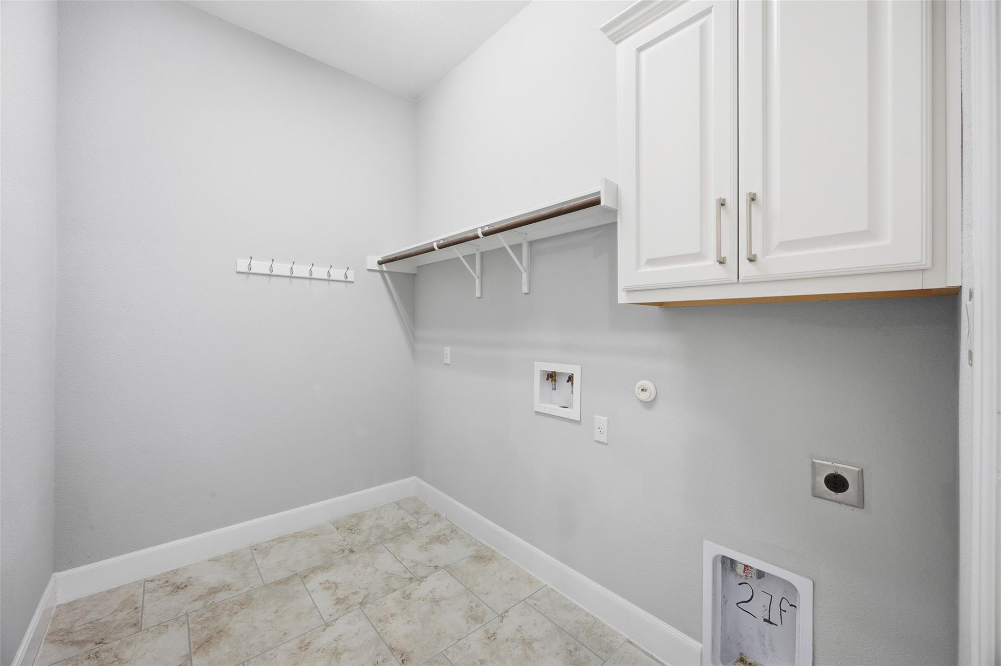 103 County Road 180 Leander TX 78641