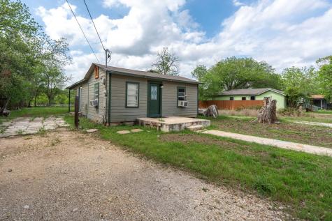 1130 Gravel Street San Marcos TX 78666