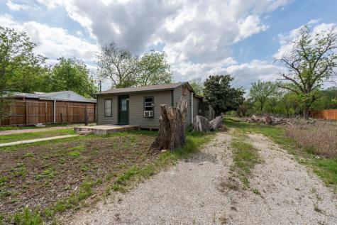 1130 Gravel Street San Marcos TX 78666