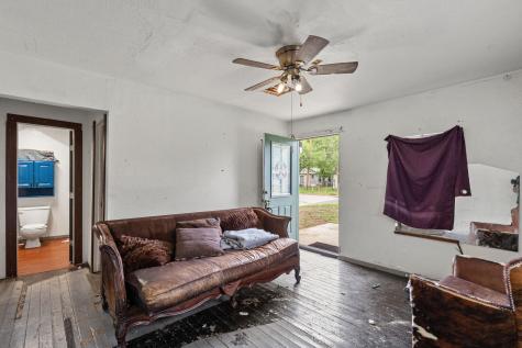 1130 Gravel Street San Marcos TX 78666