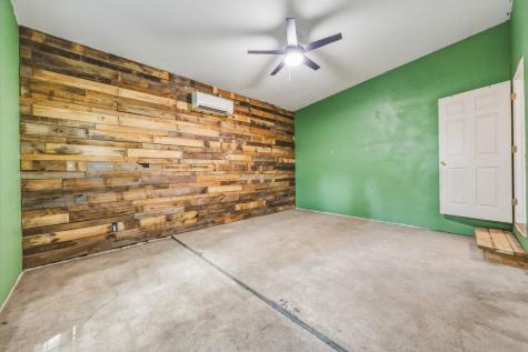 604 Avenue B Lexington TX 78947