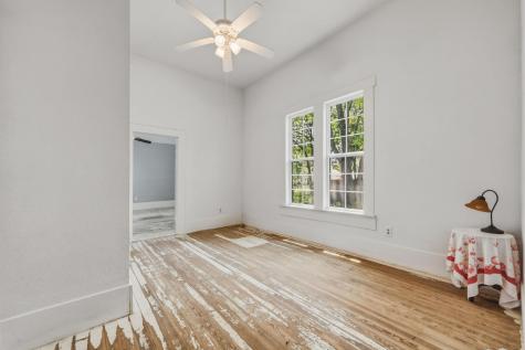 604 Avenue B Lexington TX 78947