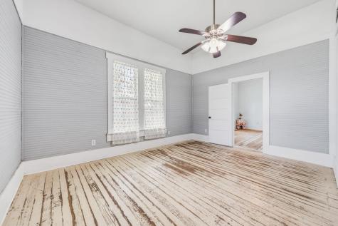 604 Avenue B Lexington TX 78947