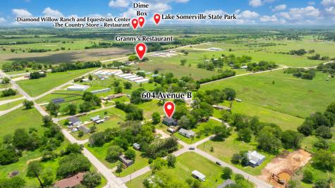 604 Avenue B Lexington TX 78947