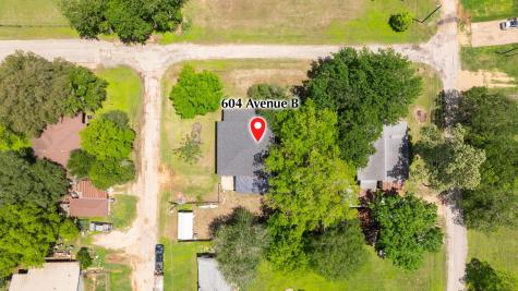604 Avenue B Lexington TX 78947